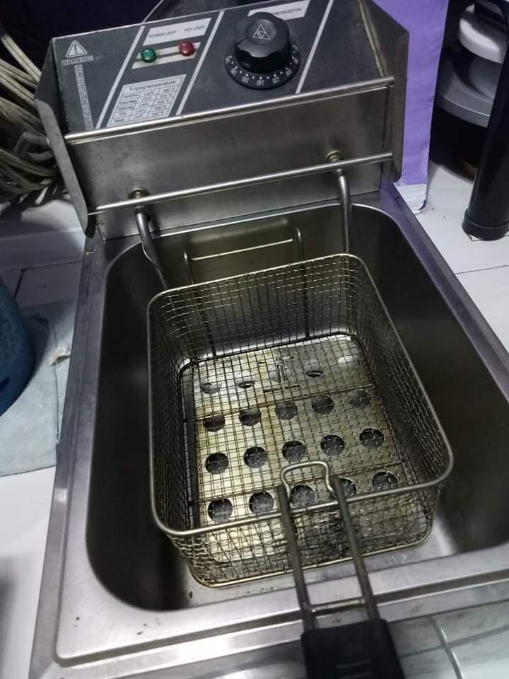 2nd hand Electric fryers, TV & Home Appliances, Kitchen Appliances, Fryers on Carousell