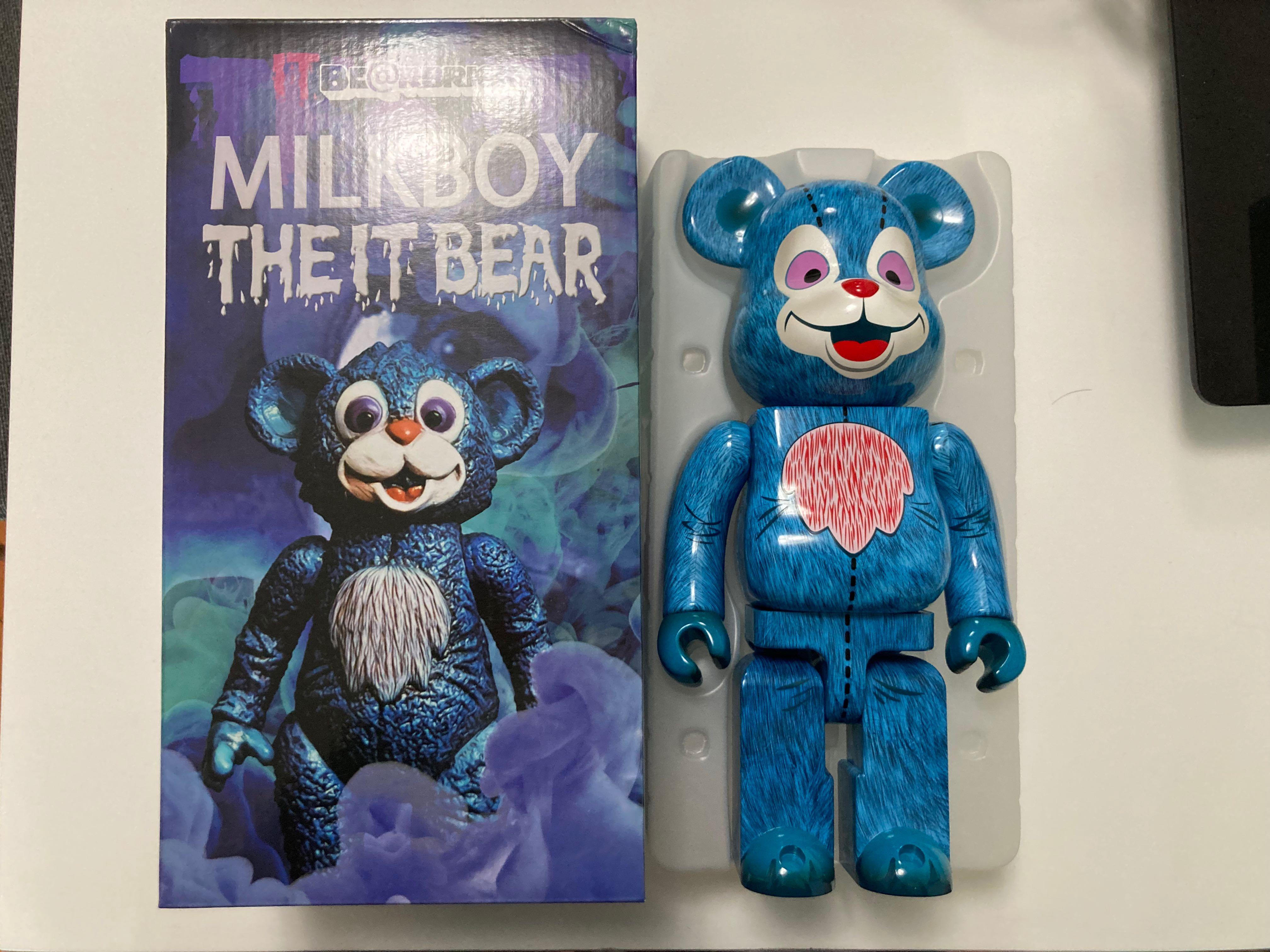 二手已開Bearbrick 400% MilkBoy The IT Bear, 興趣及遊戲, 玩具& 遊戲