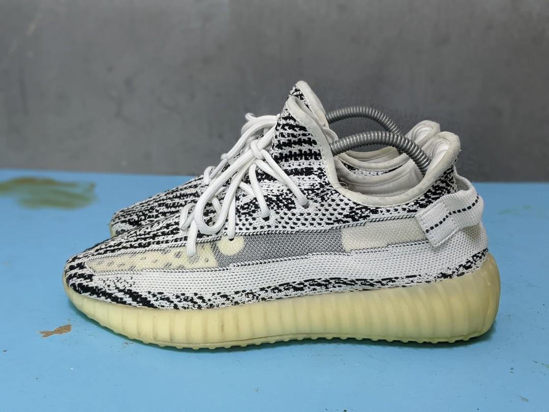 Yeezy best sale 350 translucent