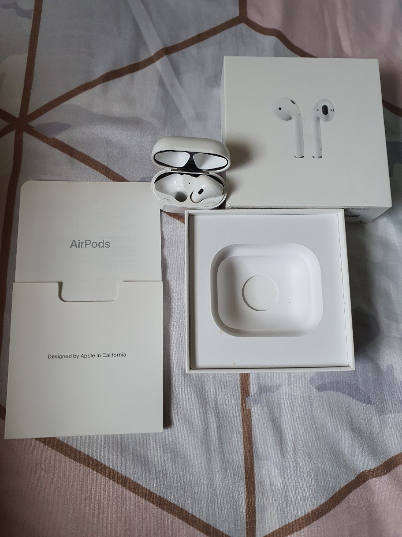 Apple airpods 1st generation (lost left side), Audio, Earphones on