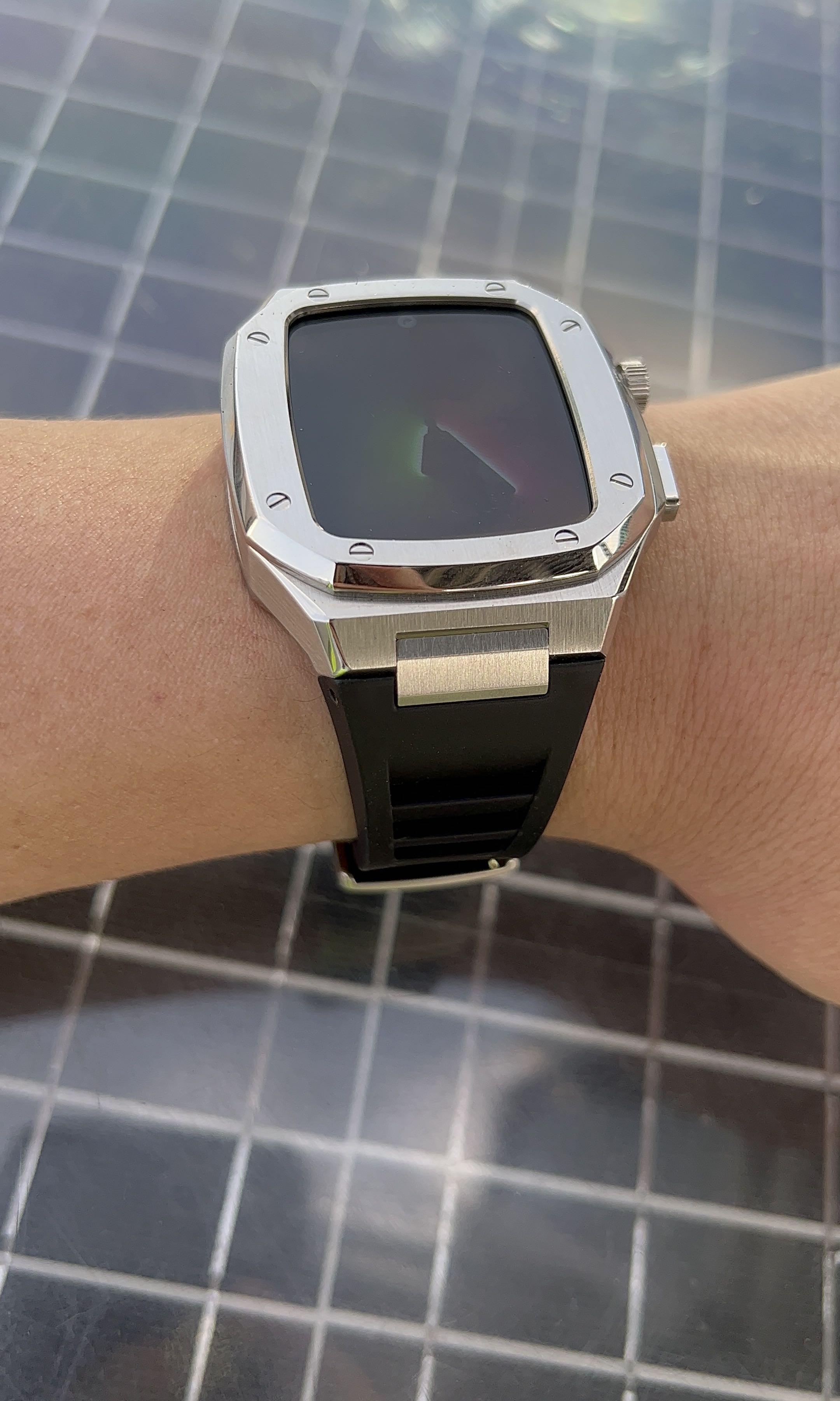 Rubber b apple hotsell watch
