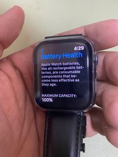 Apple Watch Series 6 Nike 44mm GPS, Men's Fashion, Watches on Carousell