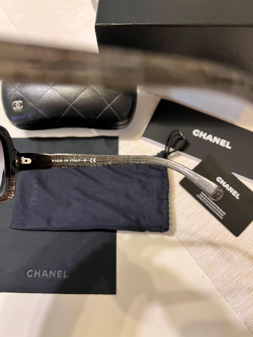 Authentic Chanel sunglasses 🕶️ black gradient frame - full set