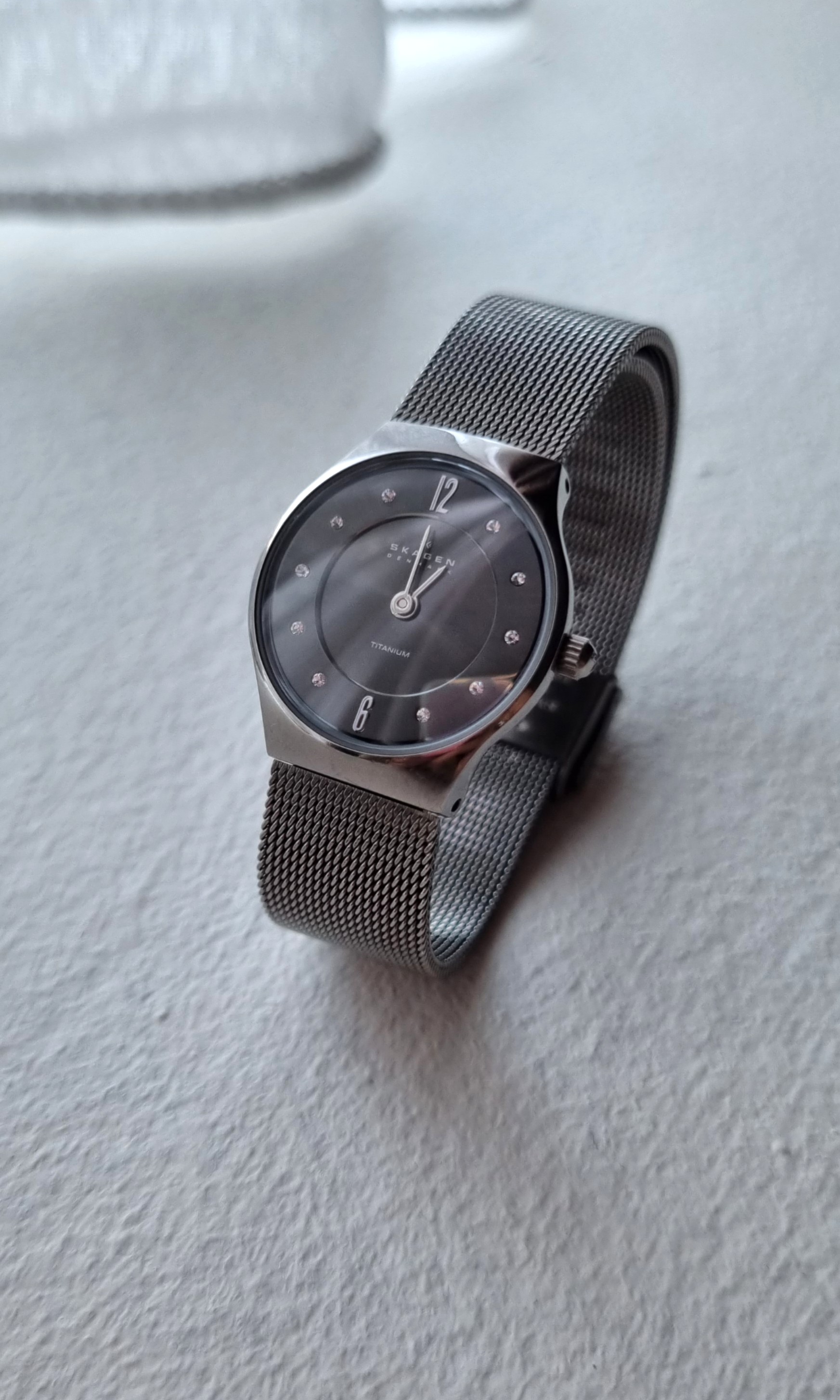 Skagen bee watch on sale