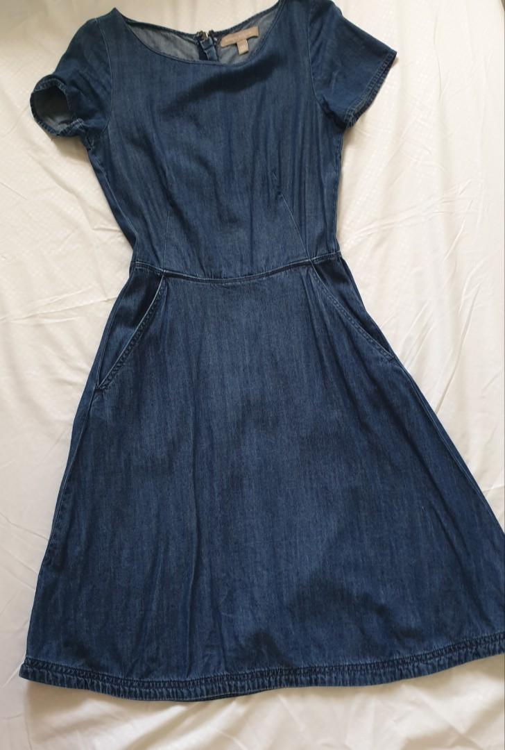 Banana Republic stretch denim dress | Denim dress, Stretch denim, Clothes  design