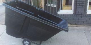 Bin with wheels