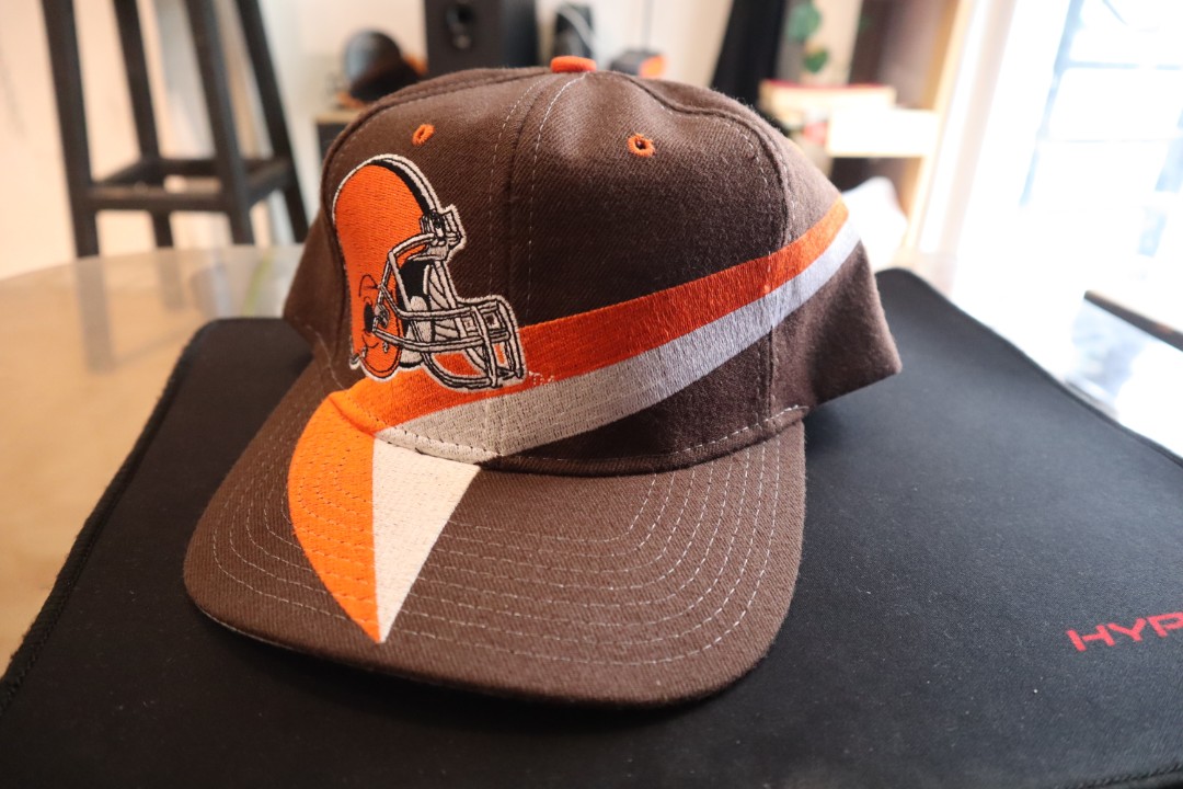 Brand New DeadStock Cleveland Browns Vintage Cap, Men's Fashion