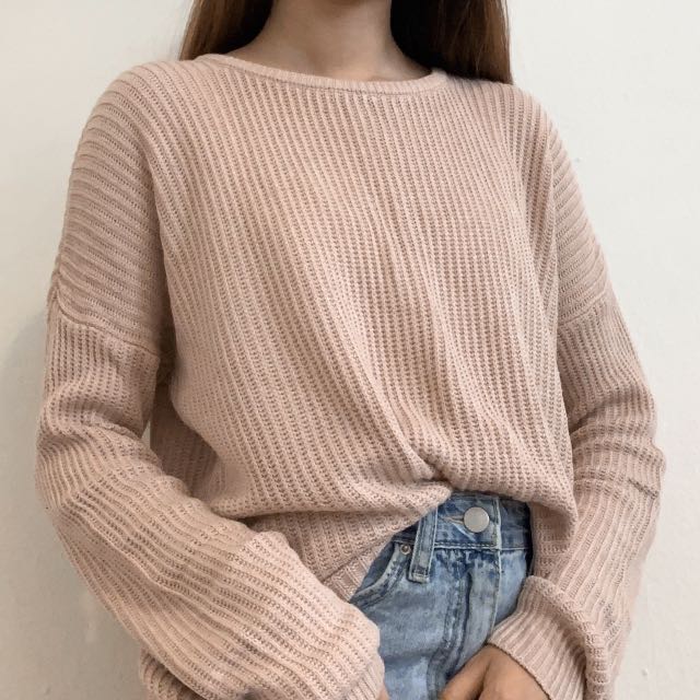 Brandy Melville Ollie sweater in blush pink