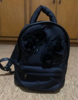 (Category: ) located in . Submitted by carousel1675 (Listing ID 1141347438, Image 1). Description: .