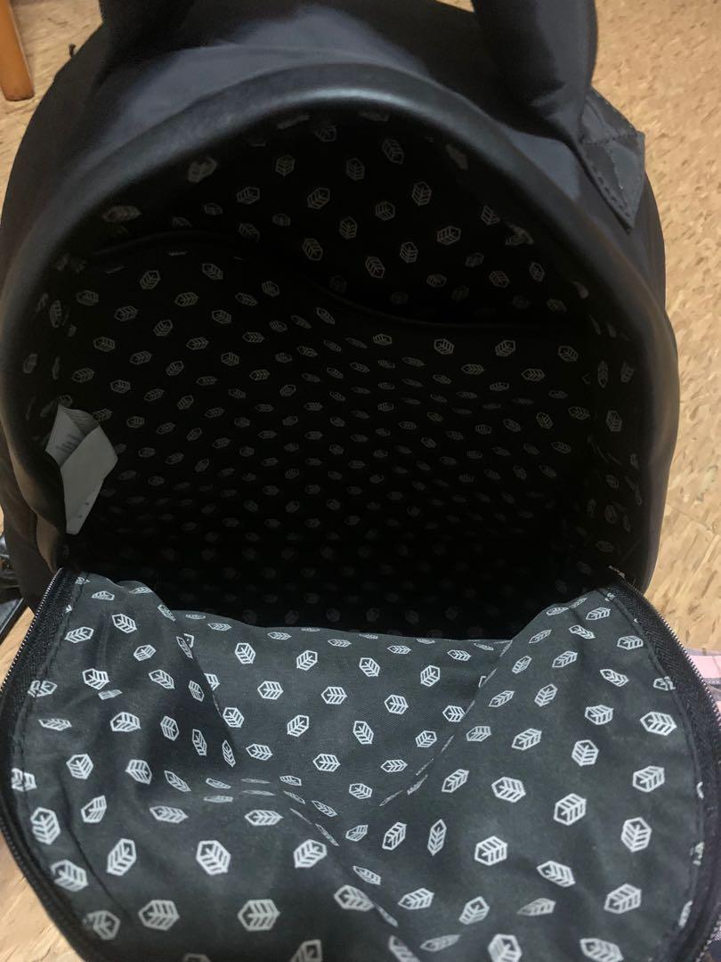 Call it Spring Bag Pack (Category: Backpacks) located in Quezon City. Submitted by carousel1675 (Listing ID 1141347438, Image 3). Description: In very good condition. I ship via LBC care of buyer. payment can be Gcash/ BPI / BDO 12.5” length width is 11” .