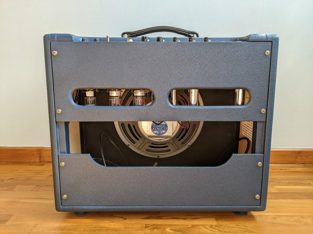 Carl's Custom Amps Classic 5E3 Tweed Deluxe electric guitar tube amplifier with London Power