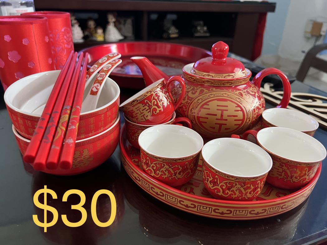 Chinese wedding teapot set + bowls set., Furniture & Home Living