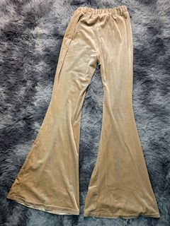 (Category: ) located in . Submitted by -clearingwardrobe- (Listing ID 1141444289, Image 1). Description: .