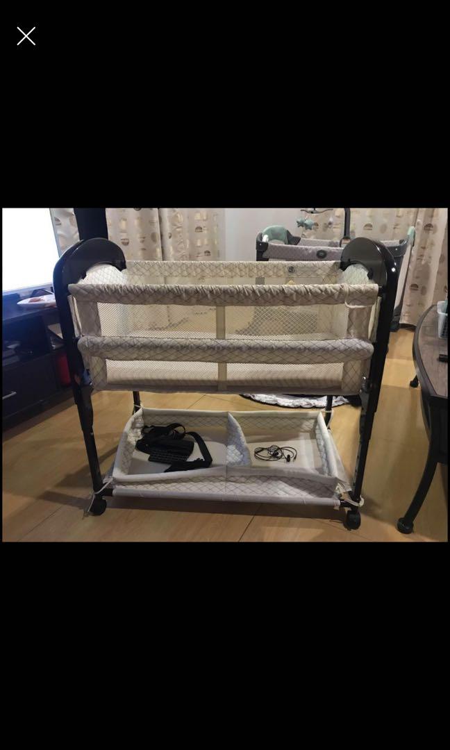 Crib / Co sleeper (Category: Cots & Cribs) located in Angeles City. Submitted by noplacelikehome (Listing ID 1141350313, Image 1). Description: I have more baby stuff like Baby walker Katoji brand from Japan 900pesos Baby moses basket from Japan @ 1k Baby changing pad from US 900pesos Duyan made from kawayan 250pesos Car seat with stroller @ 9k Booster seat with tray mamasandpapas brand not used And a lot more. .
