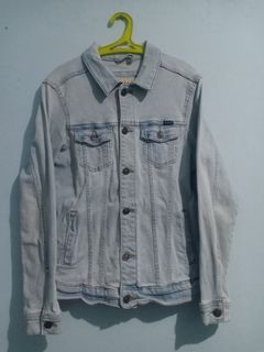 (Kategori: ) berada di . Dikirim oleh molan97 (ID iklan 1141457155, Gambar 1). Deskripsi: .