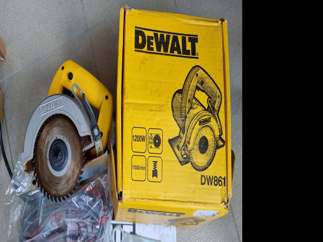 DeWalt Electrical Circular Saw, Everything Else on Carousell