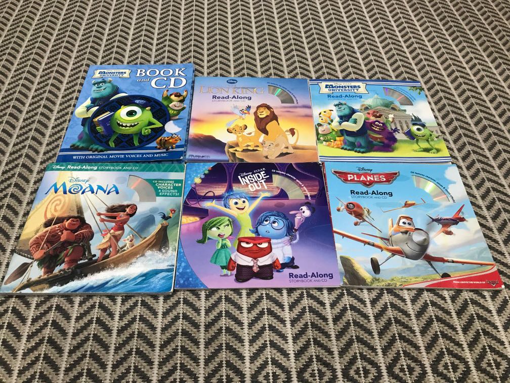 Disney ReadAlong Storybook and CD, Hobbies & Toys, Books & Magazines