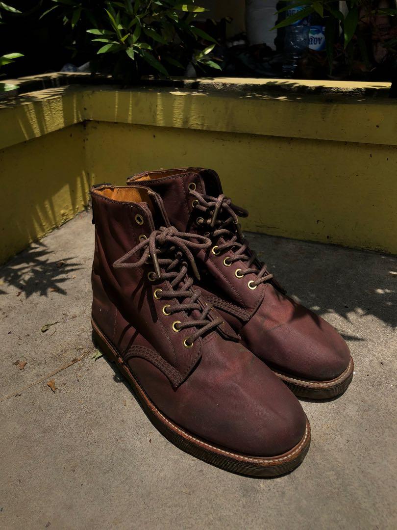 Dr. Martens Beckett Fesyen Pria Sepatu Sepatu Boot di Carousell