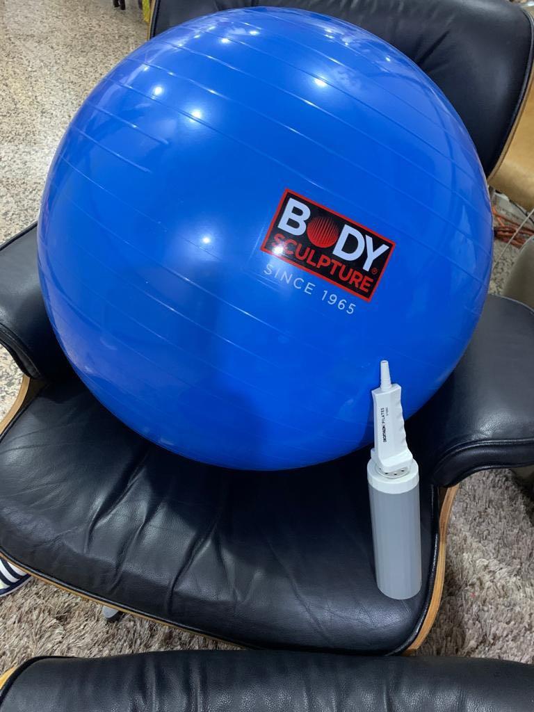 Exercise ball and pump