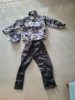 Givi raincoat