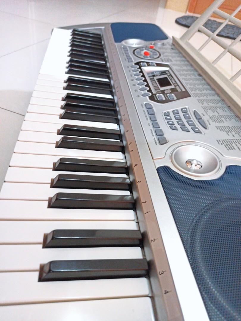 Global 888 Piano Keyboard, Hobbies & Toys, Music & Media, Musical ...