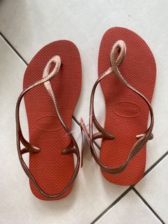 (Category: ) located in . Submitted by star8_closet (Listing ID 1141493912, Image 1). Description: .