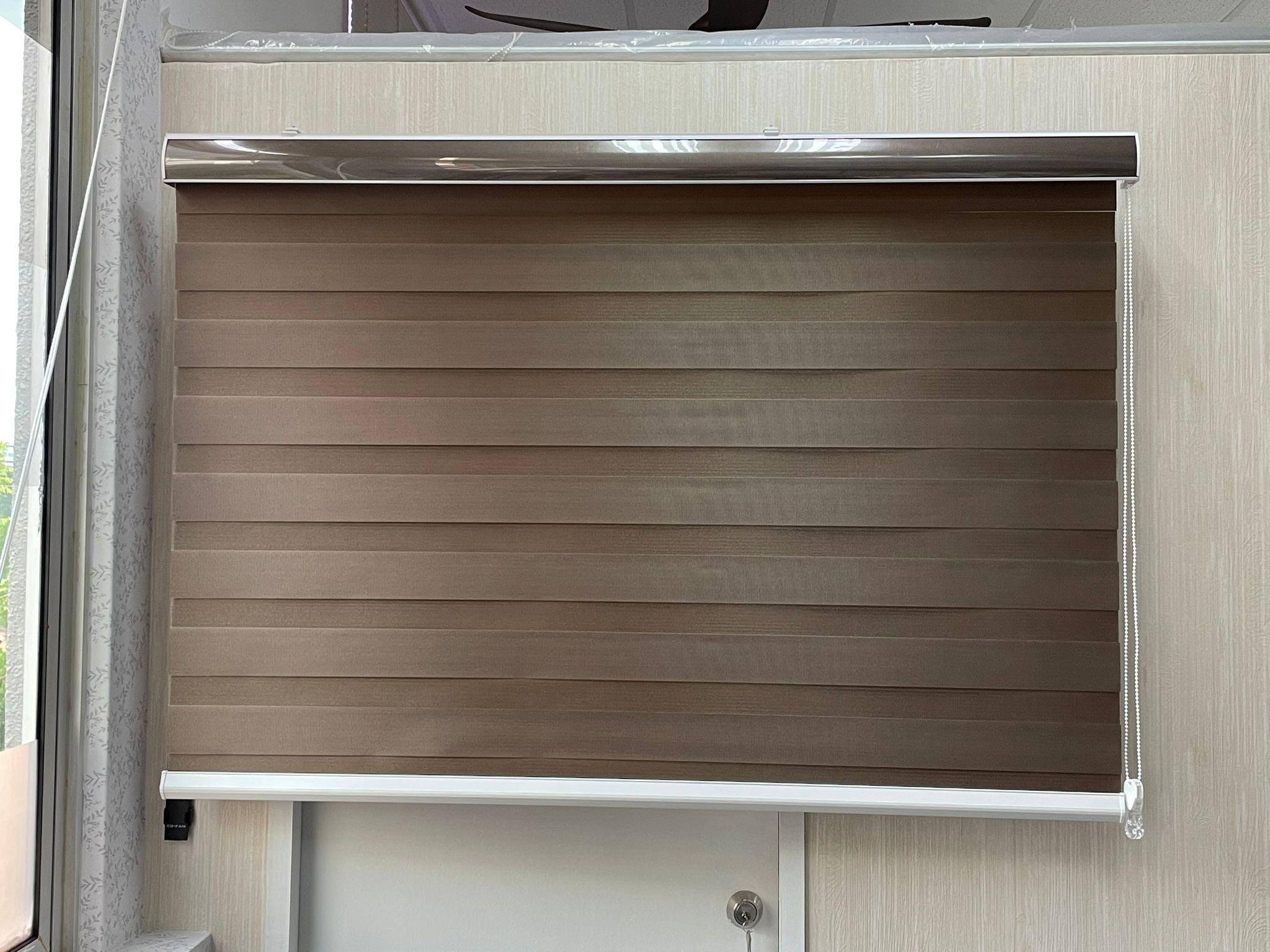 *HOT PROMOTION* Ready stock Blackout Combi/Rainbow/Zebra Blinds (DARK BROWN COLOR) Right Handle628630767228171124