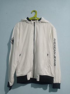 (Kategori: ) berada di . Dikirim oleh molan97 (ID iklan 1141458474, Gambar 1). Deskripsi: .