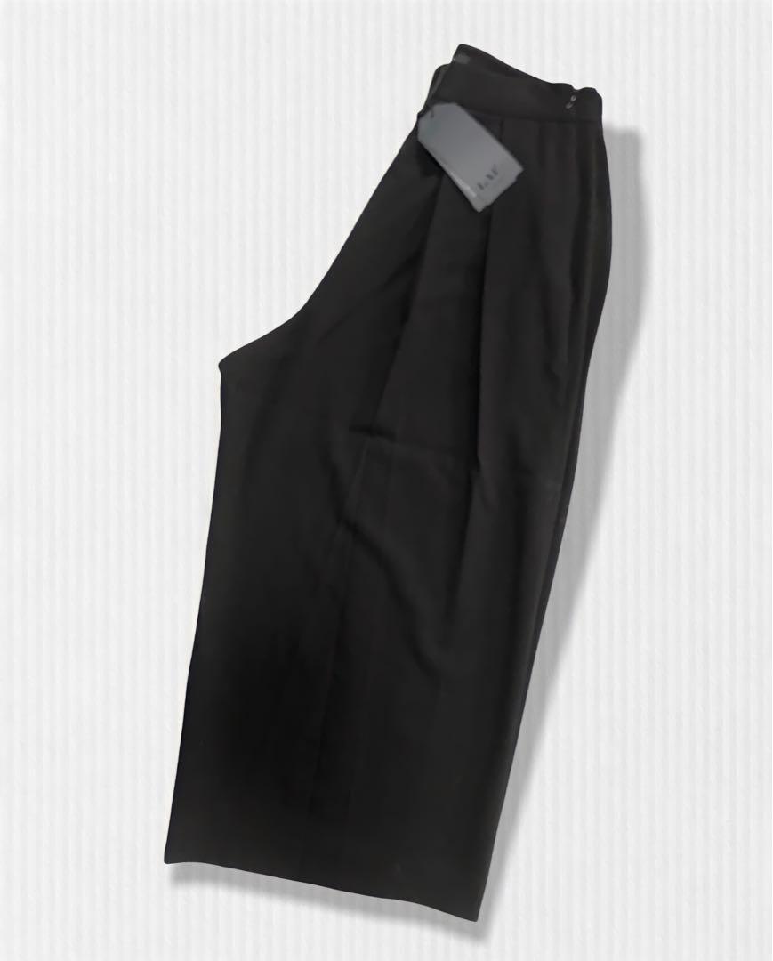 LAP Tokong pants highwaist (squarepants) (Category: Other Bottoms) located in Manila. Submitted by kurdapyaz_corner (Listing ID 1141337900, Image 2). Description: Bnew Mall pull out frm korea With side pockets W: 26” L: 32”.
