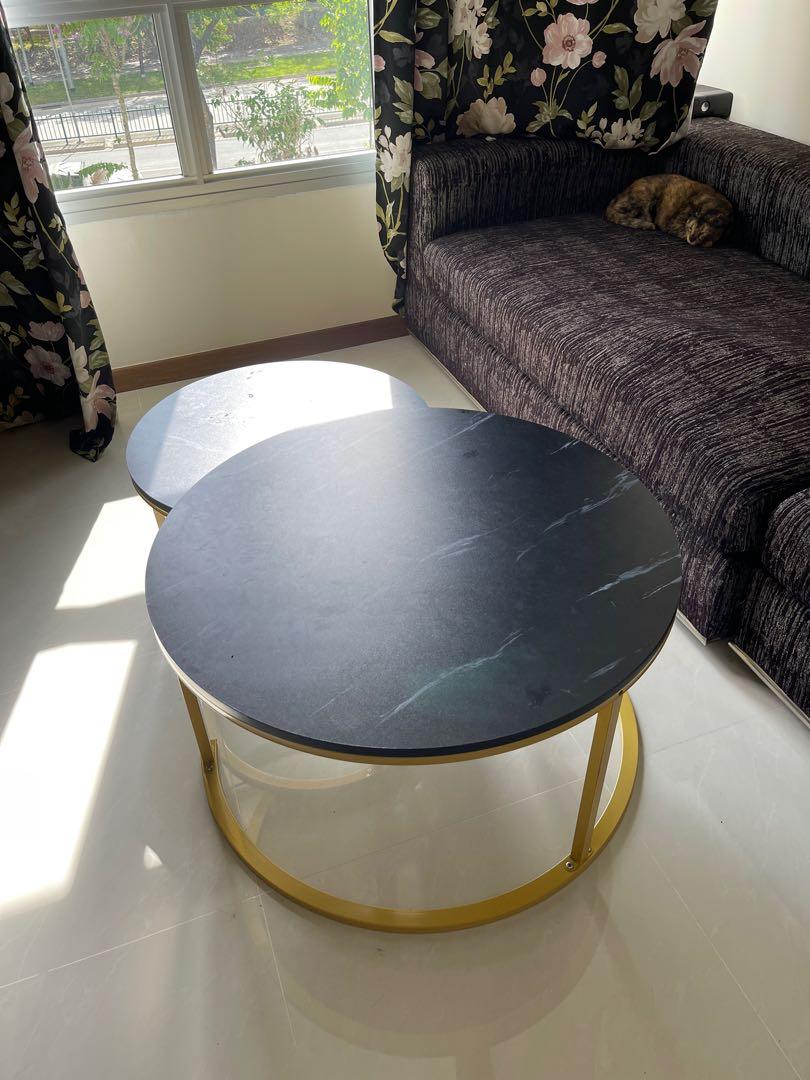 Marble table (Category: Tables & Sets) located in Singapore. Submitted by nadyfrhna (Listing ID 1141407613, Image 1). Description: Letting it go, condition still good. Help me clear.