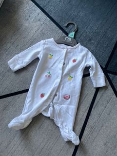 (Category: ) located in . Submitted by rahnahayrah (Listing ID 1141387737, Image 1). Description: .