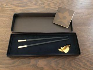 RISIS 24K Gold Plated Chopsticks with Leaf Rest
