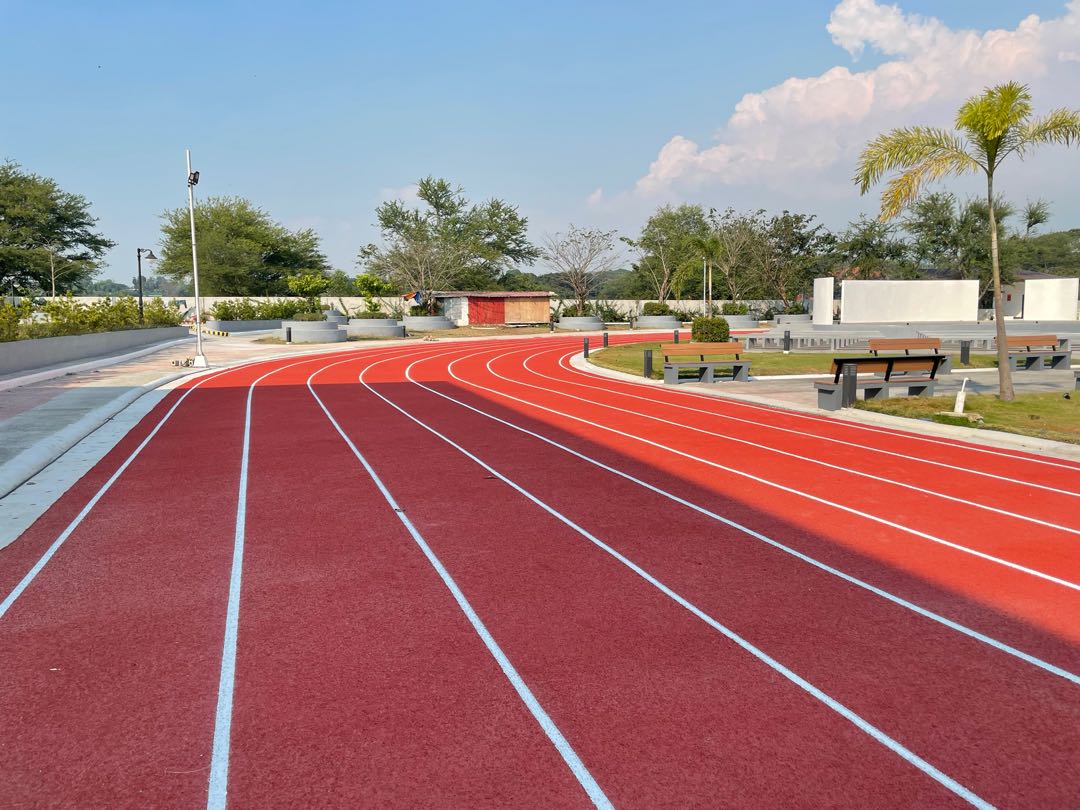 Rubberized oval track jogging track and field oval track flooring