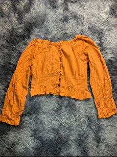 (Category: ) located in . Submitted by -clearingwardrobe- (Listing ID 1141452025, Image 1). Description: .
