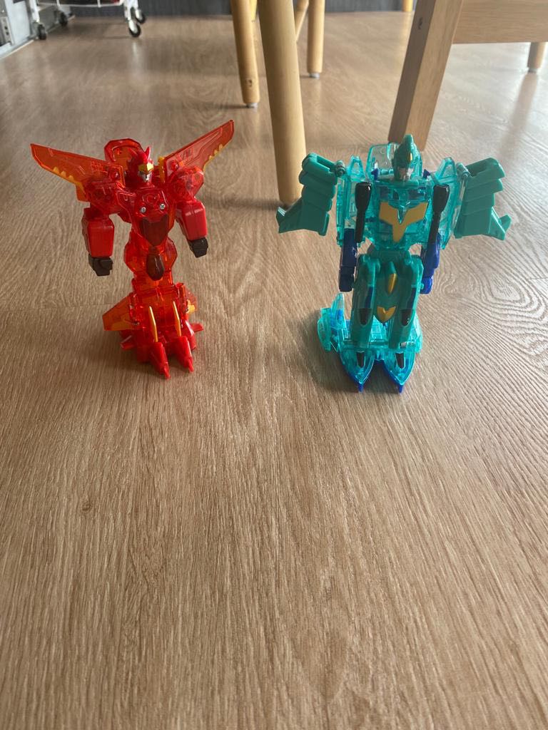 Transformer toy, Hobbies & Toys, Toys & Games on Carousell
