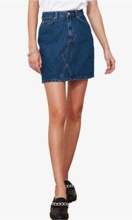 BNWOT Trendyol Denim Skirt
