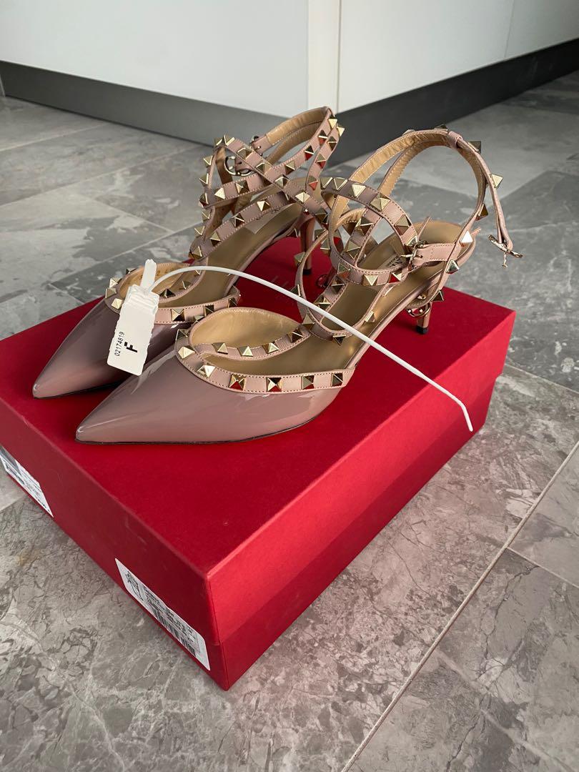 Brand New Authentic Valentino Rockstud Heels