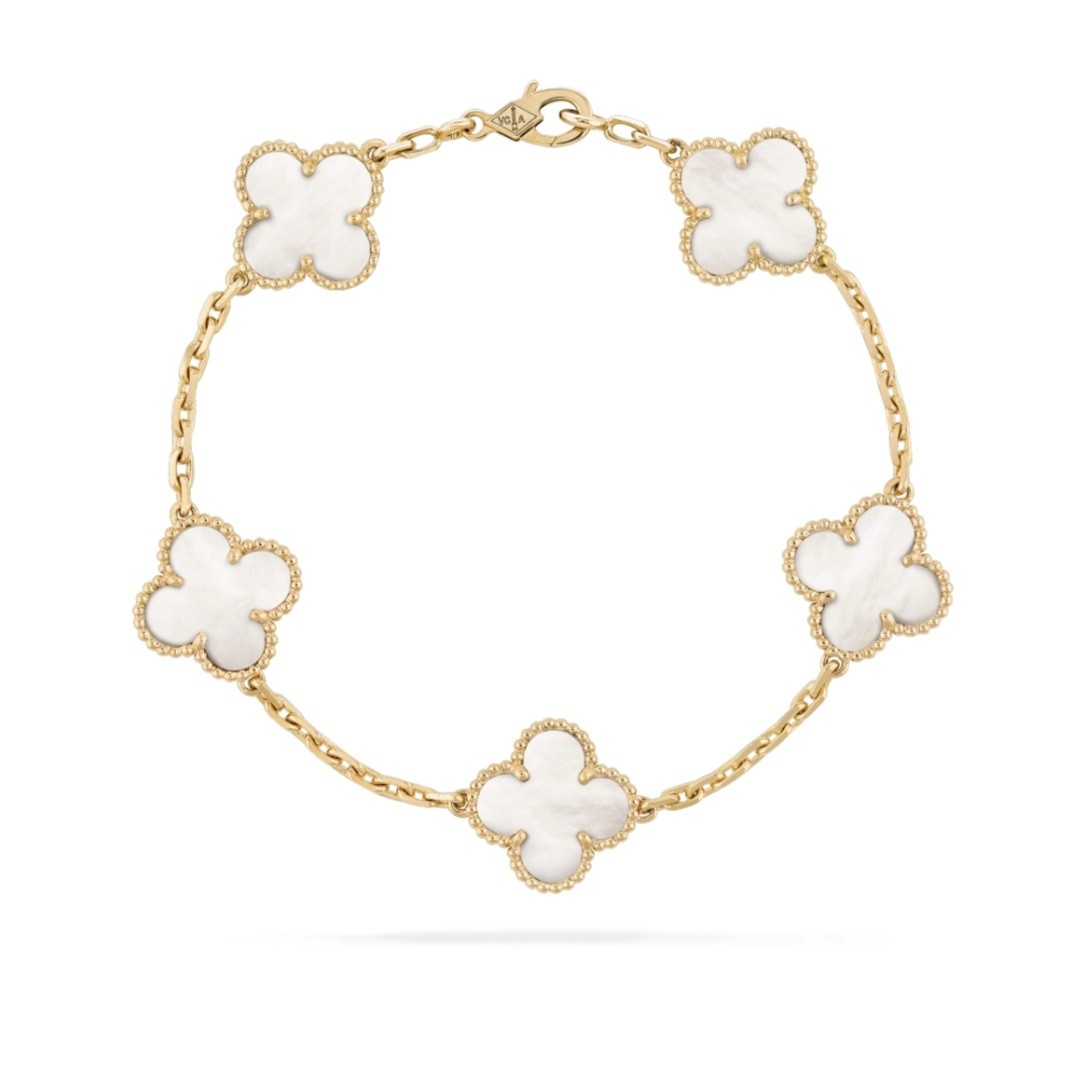 New van hotsell cleef bracelet