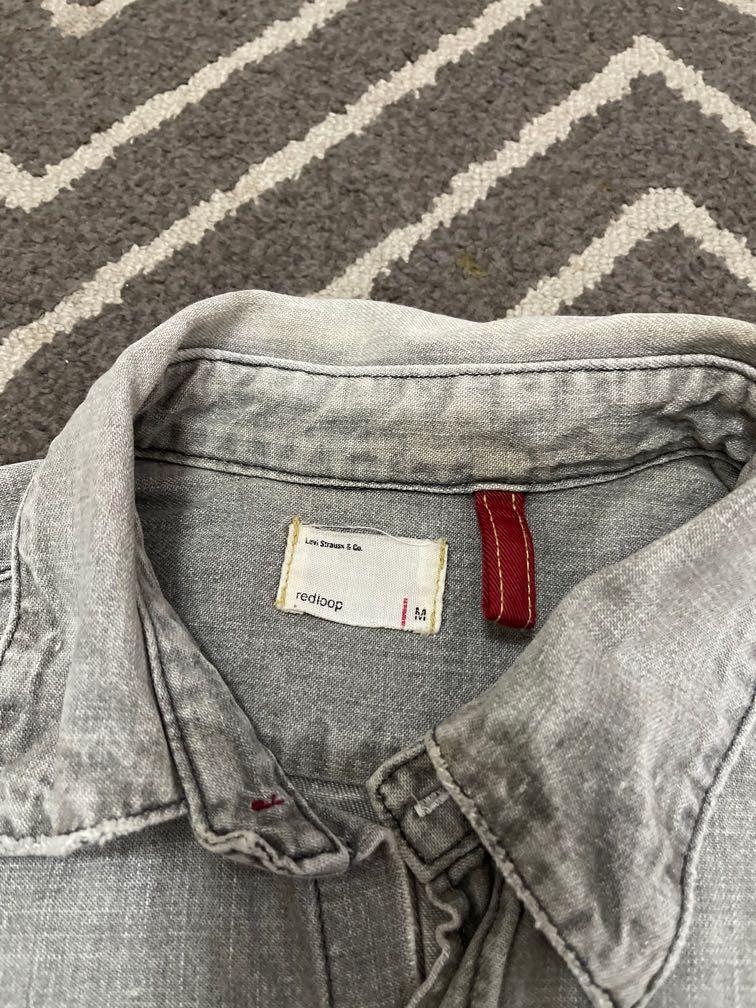 Red loop levis best sale shirts