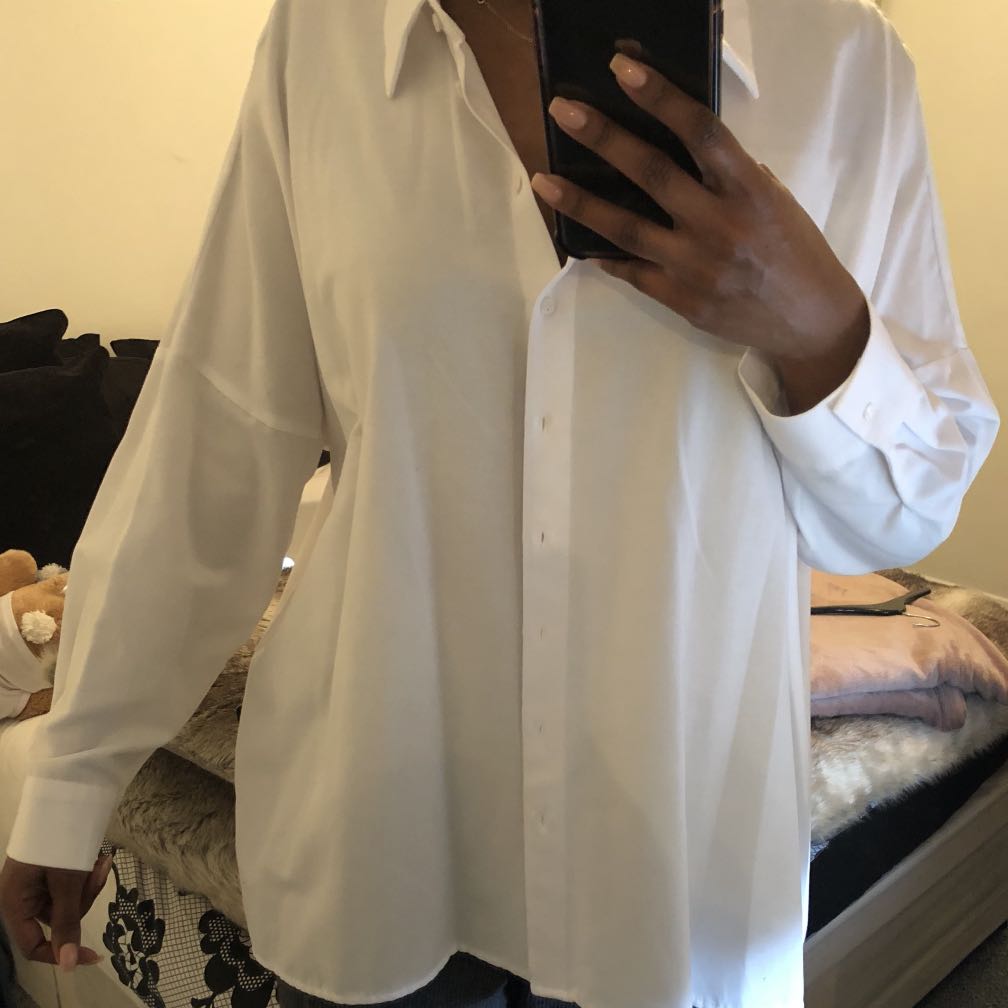 Zara oversized white shirt, Fesyen 