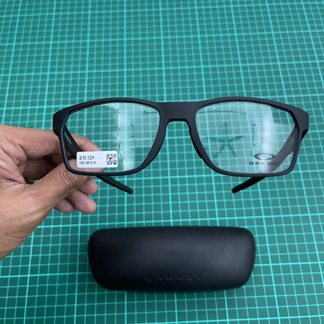 ? ORI 2022 OAKLEY HEX JECTOR OX8174F EYEGLASSES, Beauty & Personal Care,  Vision Care on Carousell