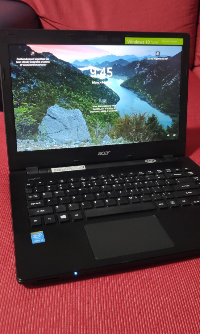 Acer Travelmate P246 upgraded 128GB SSD 8GB ram i55200U new battery