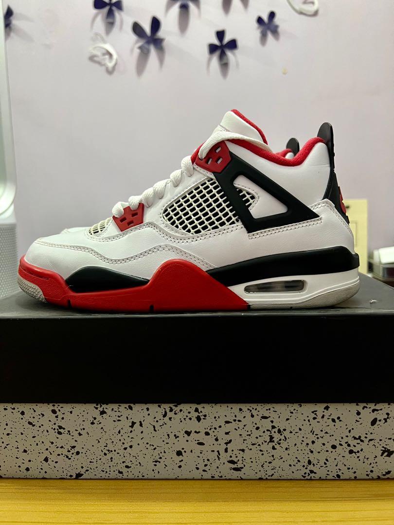 Air Jordan 4 Retro (GS), Fesyen Pria, Sepatu , Sneakers di Carousell