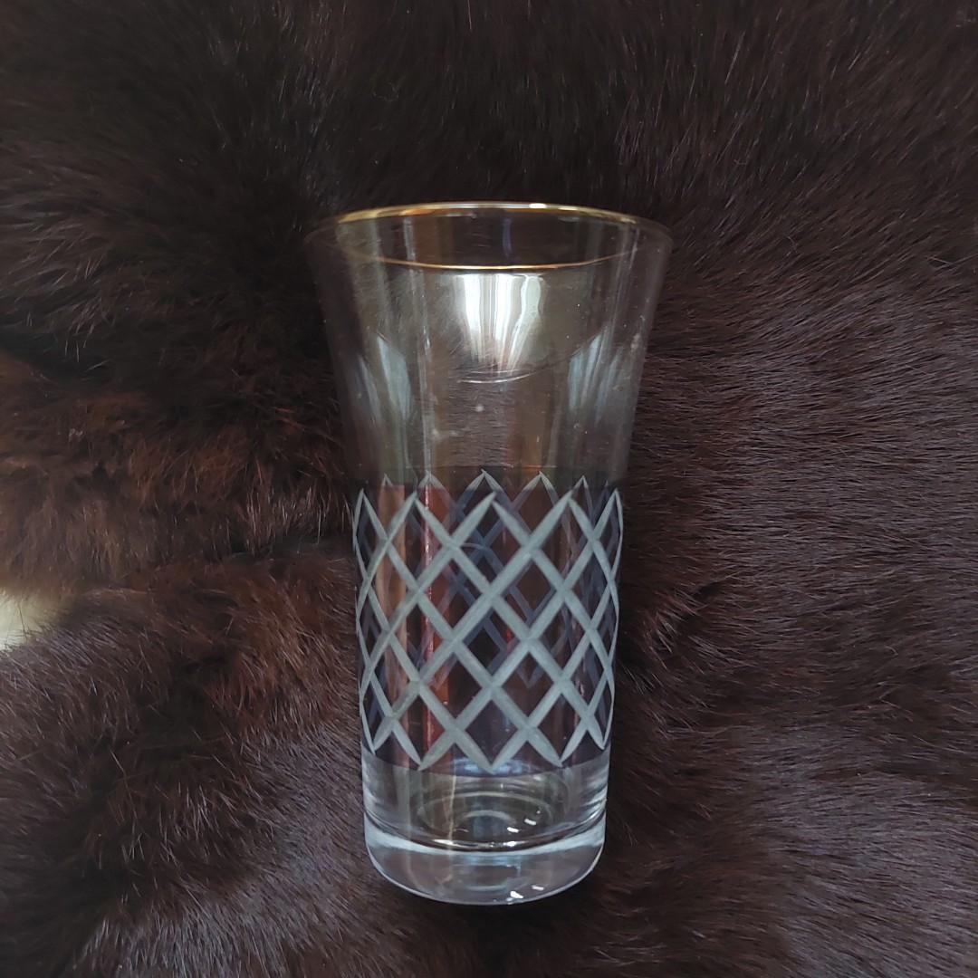 ASAI KIRIKO HANDCUT SHOTGLASSES (Category: Pitchers & Dispensers) located in Mandaue City. Submitted by nattynaddy12 (Listing ID 1141690193, Image 2). Description: ❄Condition: BRAND NEW WITH BOX ❄ AUTHENTIC HANDCUT PATTERN ❄ COLOR ON THE PATTERN CHANGES ONCE POURED WITH LIQUID ❄ A GREAT BUY FOLLOW MY PAGE 👉 https://facebook.com/smashingwares.