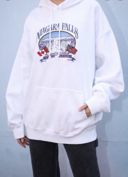 niagara falls brandy melville sweatshirt