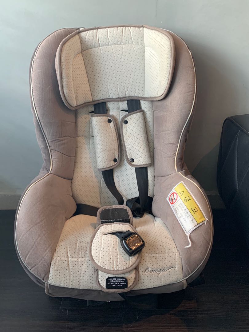britax omega ii