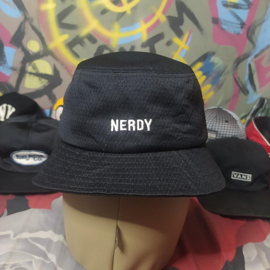 BUCKET HAT NERDY, Fesyen Pria 