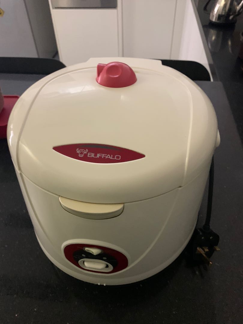 Buffalo rice cooker, TV & Home Appliances, Kitchen Appliances, Cookers