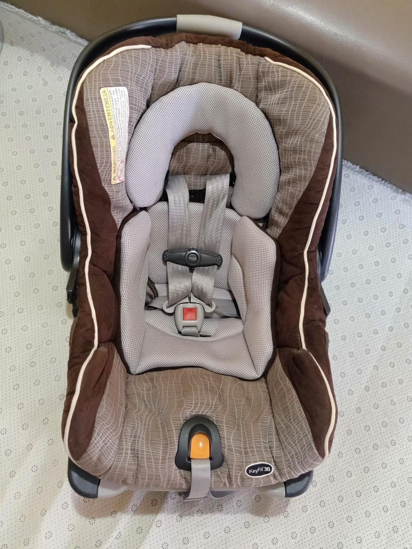 Bundle Graco Crib and Chicco Carseat (Category: Cots & Cribs) located in Binangonan. Submitted by emma_erad09 (Listing ID 1141547520, Image 3). Description: Bundle Graco Crib and Chicco Keyfit Carseat for sale with Free Uratex Foam Just Needs a little bit Cleaning RFS: needs to upgrade/ decluttering Meet ups: * Makati Area during weekdays *Binangonan, Angono, Taytay Area during weekends.
