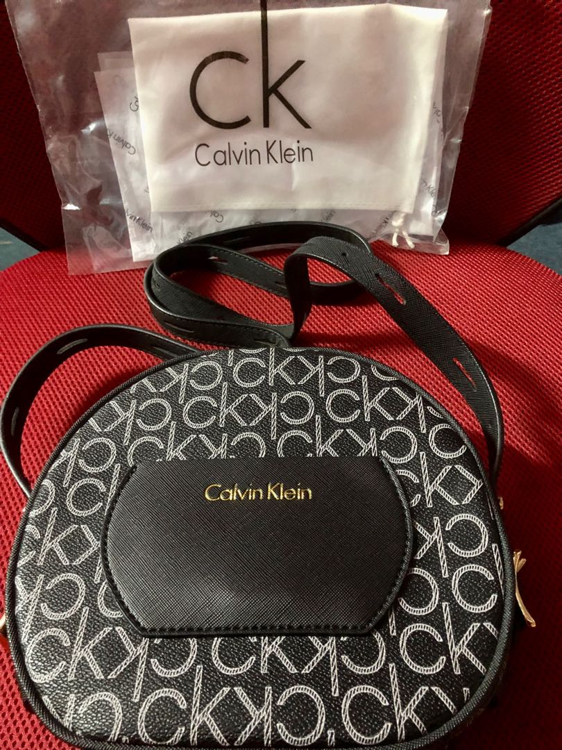 Calvin Klein Round bag Women s Fashion Bags Wallets Cross